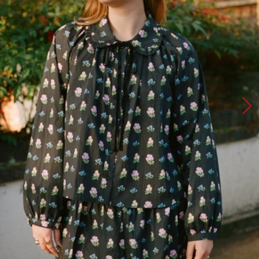 Wimbledon Top Lisa Says Gah - Noir Garden